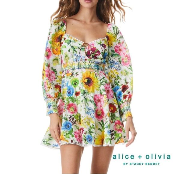Alice + Olivia **NWT** Crawford Smocked Floral Sweetheart Mini Dress - Picture 1 of 16